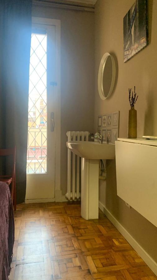 Somnio Hostels Barcelona Eksteriør bilde