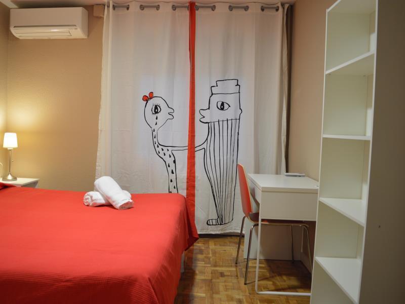 Somnio Hostels Barcelona Eksteriør bilde