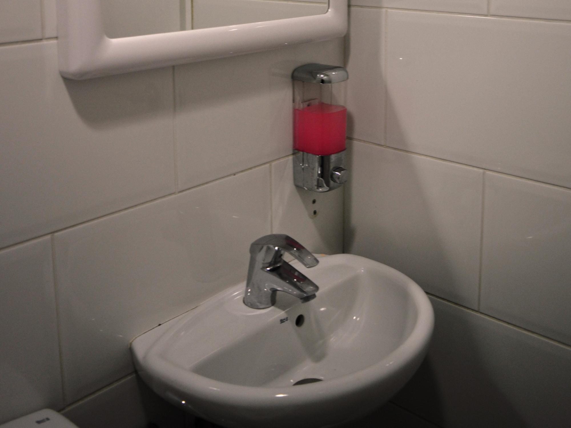 Somnio Hostels Barcelona Eksteriør bilde