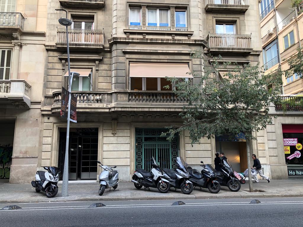 Somnio Hostels Barcelona Eksteriør bilde
